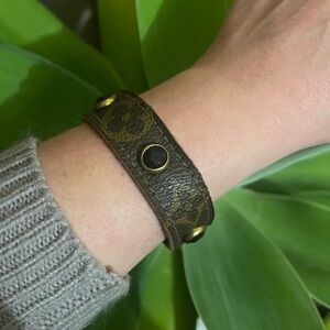 Bracelet with Black Stones Upcycled by Vintage Boho Bags - Genuine LV Leather
